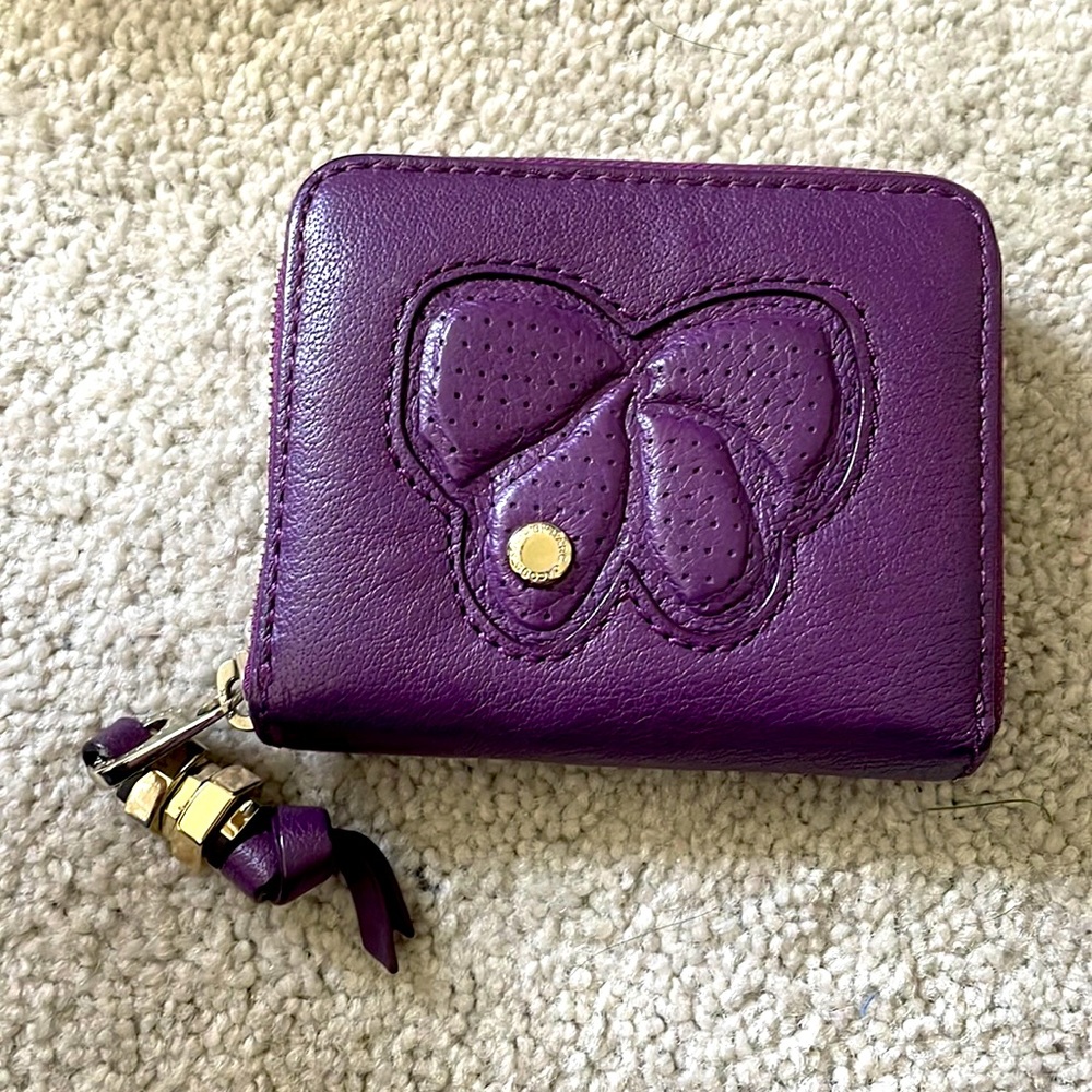 Purple Marc by Marc Jacobs coin style wallet